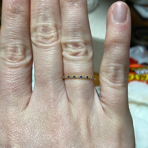 Gold Ring with Gemstones - Picture 3 of 6